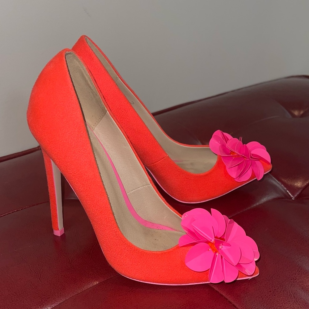 Like New- ASOS Neon Orange and Pink Pump (size 6)